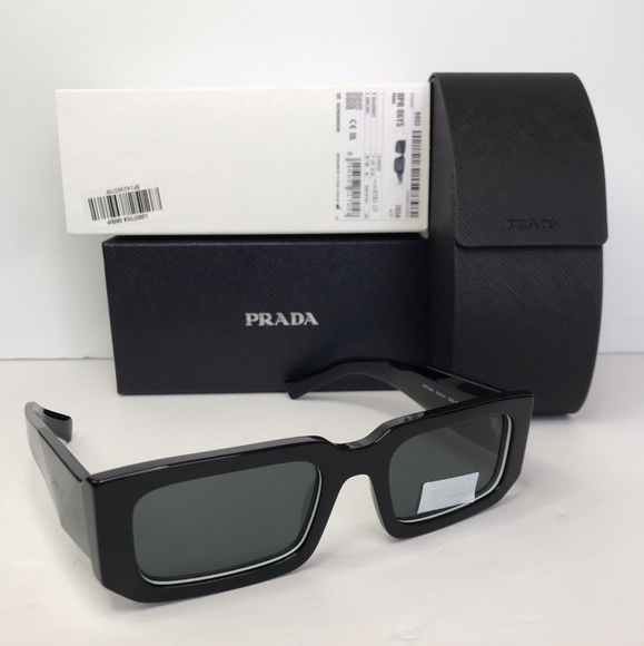 💯 - Authentic New Prada Symbole collection. The bold rectangular frame SPR 0… - Picture 4 of 15
